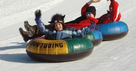 Snowtubing in Blindau